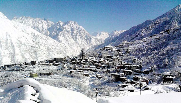 Mountain landscape on the Chamba Valley trek