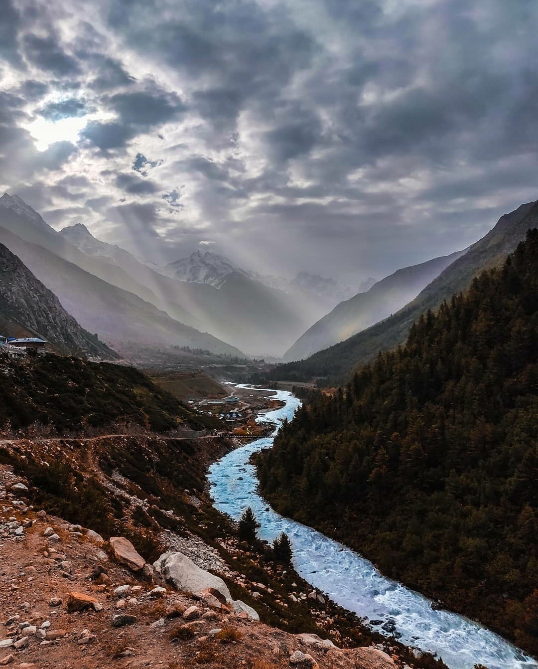 Chitkul aka ‘The Last Village Of India’. Hands down the most beautiful gem that adorns the Sangla Valley & the Kinnaur District. The river cutting through the village is the Baspa & the land you see in the far distance is Tibet. The picture was taken at 6 am as I took a morning walk to the river.