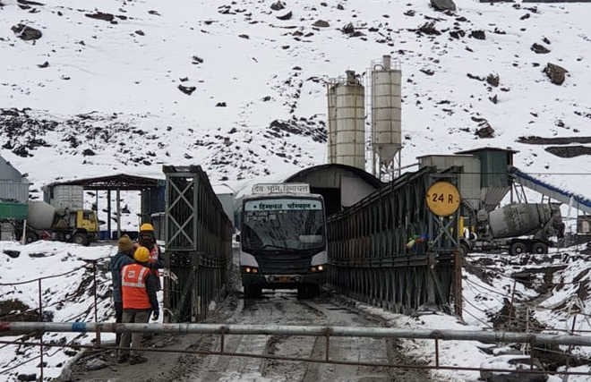 Himachal Road Transport Corp. starts bus via Rohtang tunnel