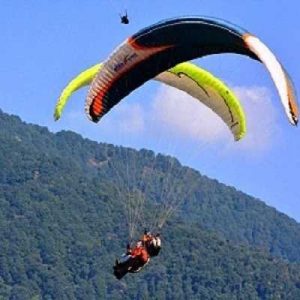 Paragliding in Bir Billing Himachal Pradesh”